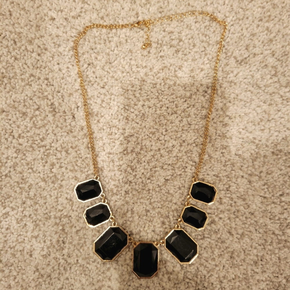 Express black necklace
